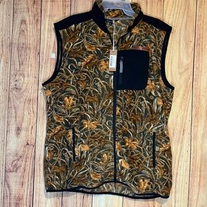 Simply Southern Fleece Camouflage Vest NWT Men’s size XL